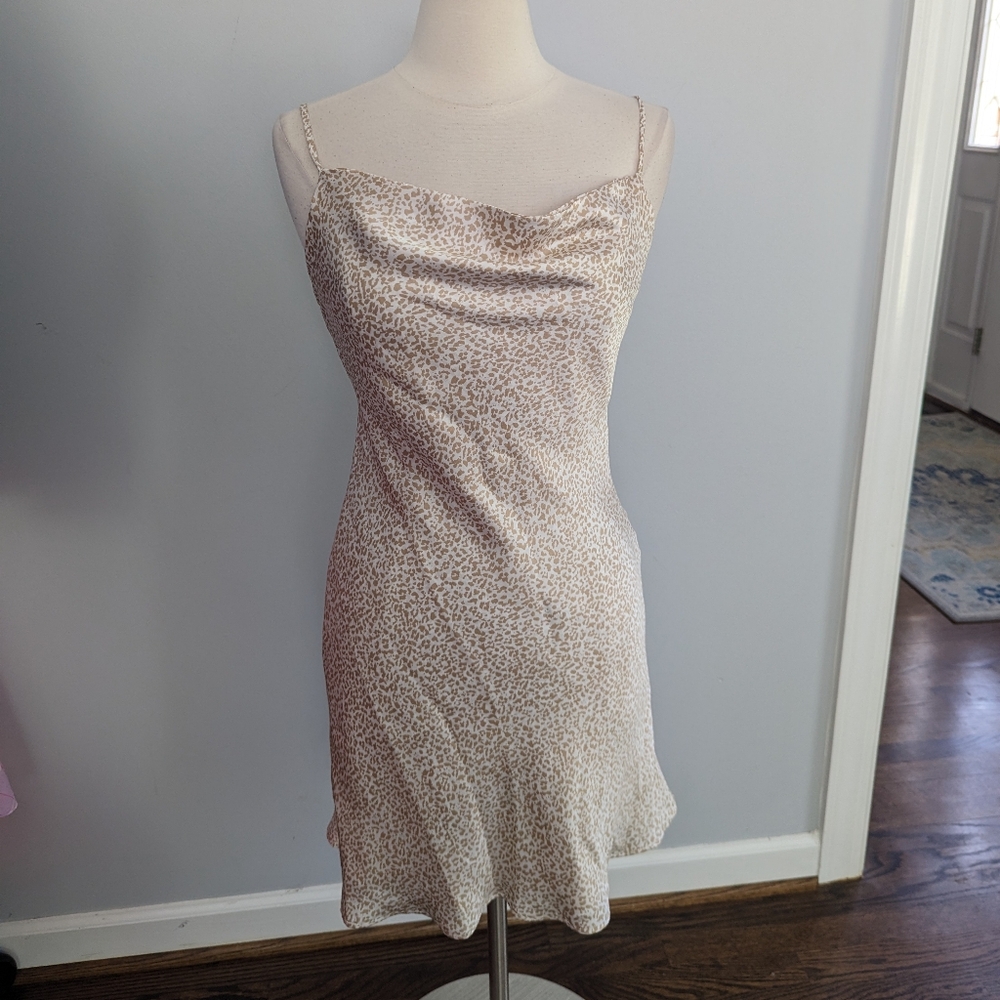 Women's Abercrombie Criss Cross Silky Back Dress Cheetah White Tan